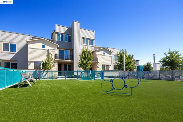 5606 Glass Rd, Dublin, CA 94568