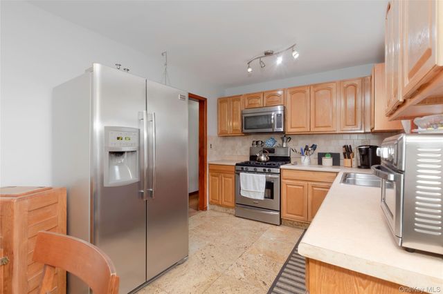 32 Fordham Street, Bronx, NY 10464