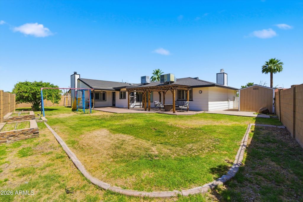 Image 31 of property listing at 1655 E GLADE Avenue, Mesa, AZ 85204