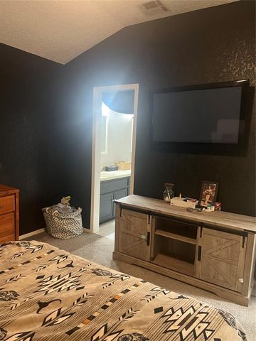 2912 Eastgate Drive, Seminole, OK 74868