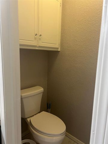 2912 Eastgate Drive, Seminole, OK 74868