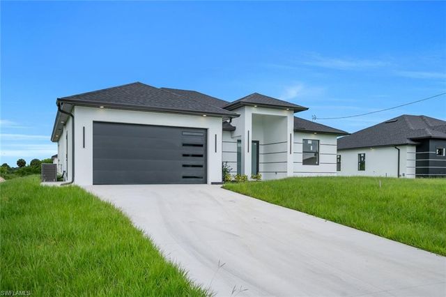 3614 6th ST SW, Lehigh Acres, FL 33976