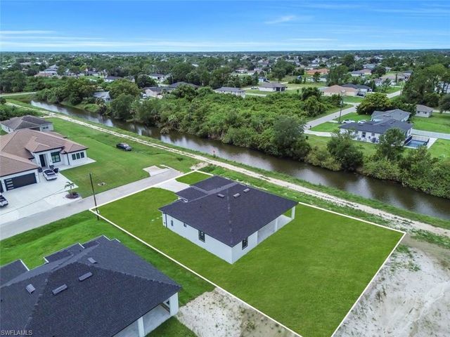 3614 6th ST SW, Lehigh Acres, FL 33976