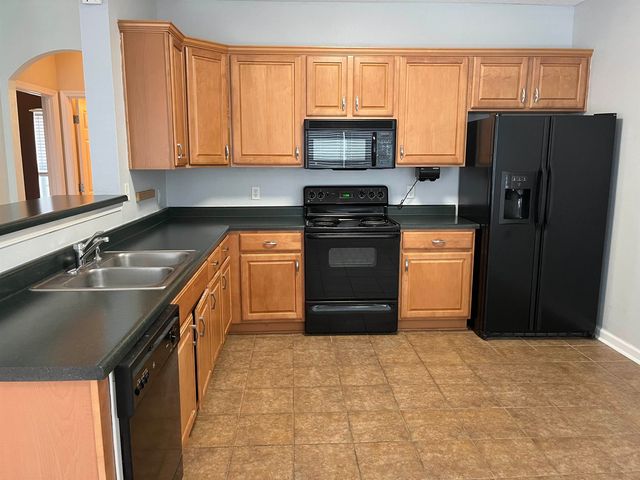 4968 WATER BROOK CIR, Arlington, TN 38002