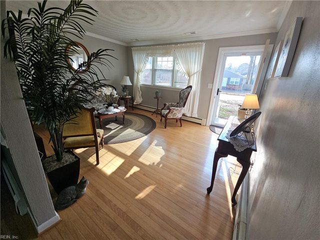 2108 Lockard AVE, Chesapeake, VA 23320