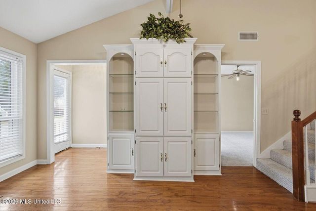 33 Mclain Court, Jackson, MS 39211