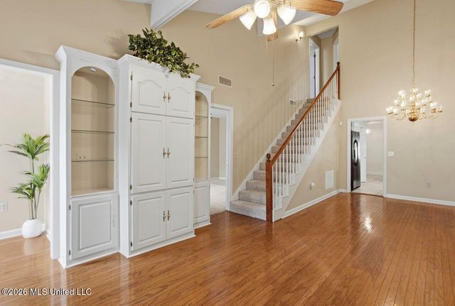33 Mclain Court, Jackson, MS 39211