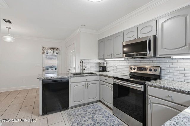 33 Mclain Court, Jackson, MS 39211