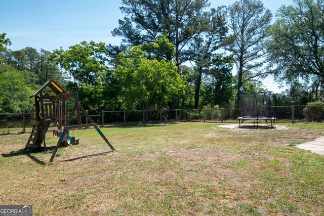 6120 New Jesup Highway, Brunswick, GA 31523