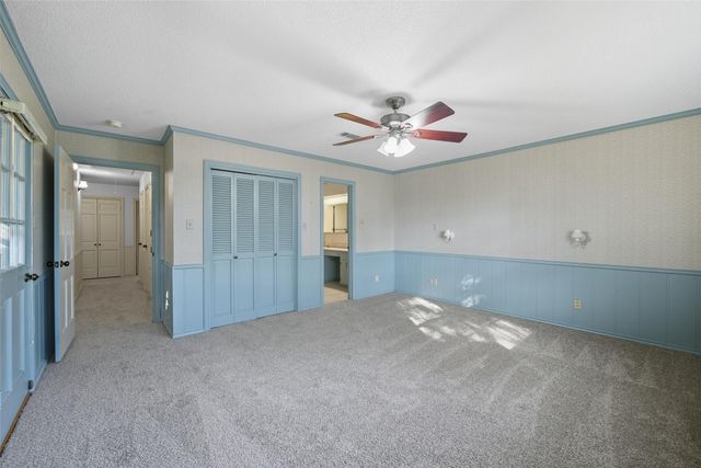 924 Ridgecrest Circle, Denton, TX 76205