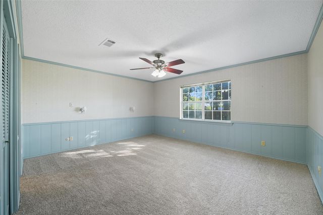 924 Ridgecrest Circle, Denton, TX 76205