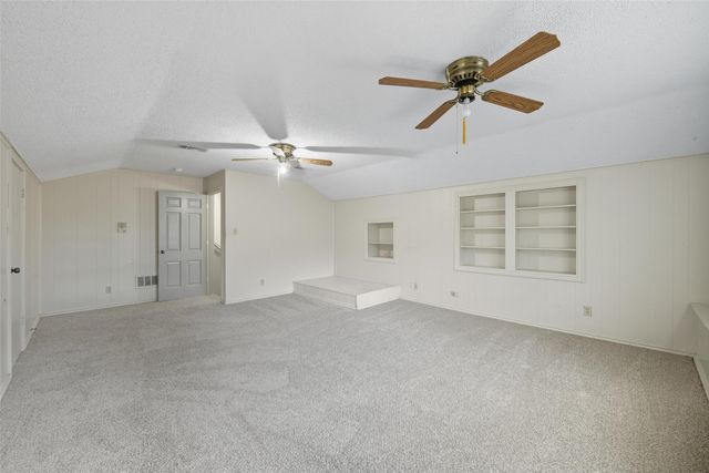 924 Ridgecrest Circle, Denton, TX 76205