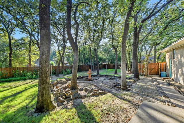 924 Ridgecrest Circle, Denton, TX 76205