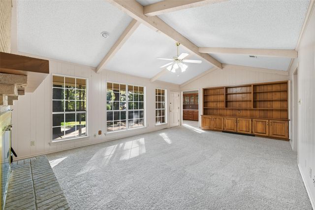 924 Ridgecrest Circle, Denton, TX 76205