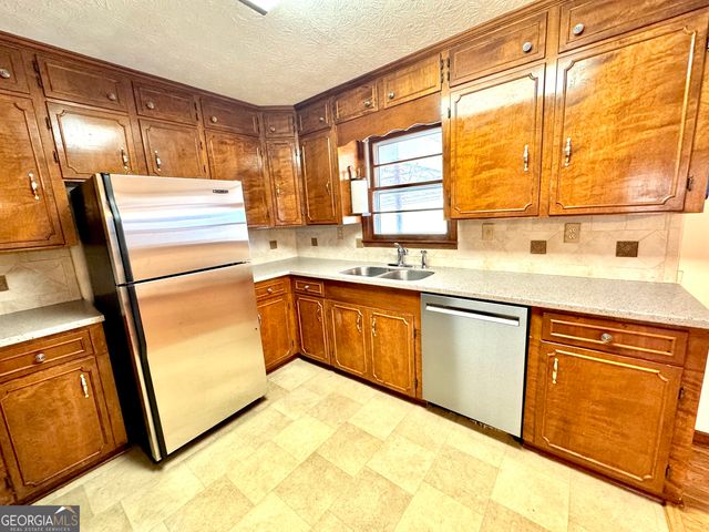 1760 Fears Road, Rutledge, GA 30663