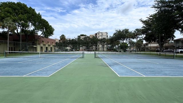 3450 Blue Lake Drive 204, Pompano Beach, FL 33064