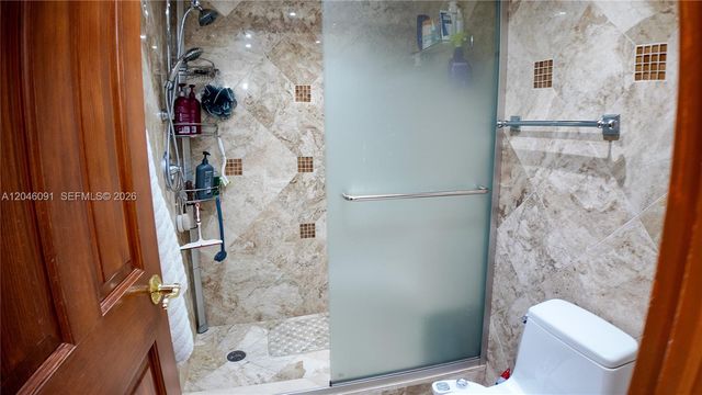 1880 S Ocean Dr 807, Hallandale Beach, FL 33009