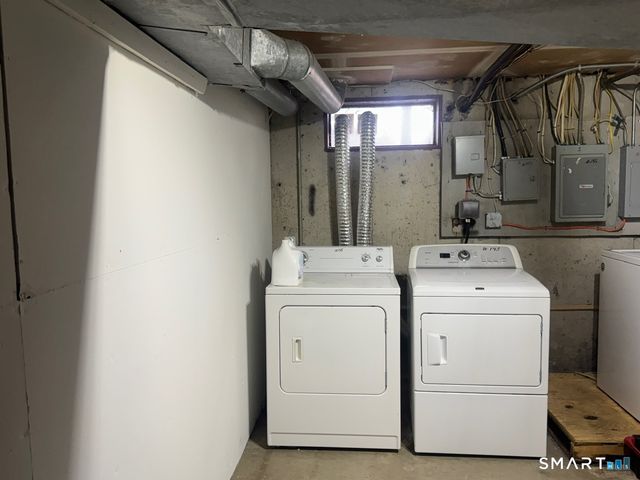 135 Carriage Path South 135, Milford, CT 06460