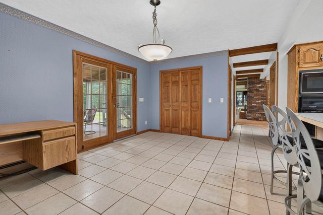 62 Hearthside Circle, Bedford, NH 03110