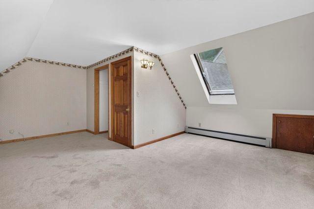 62 Hearthside Circle, Bedford, NH 03110