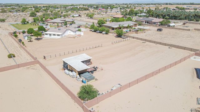 4527 E County 15 St, Yuma, AZ 86365
