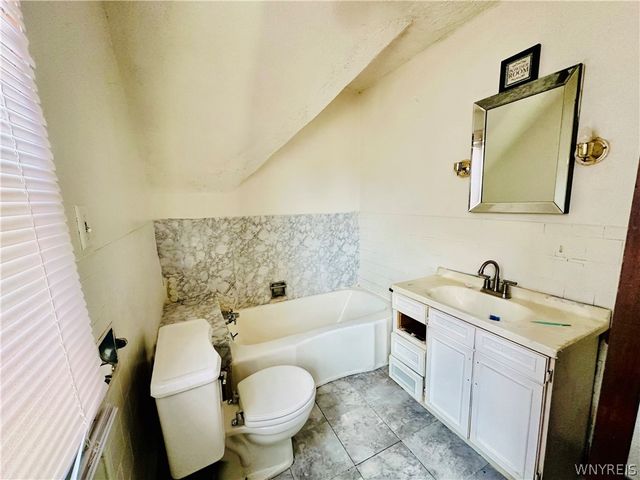 1146 Ashland Avenue, Niagara Falls, NY 14301