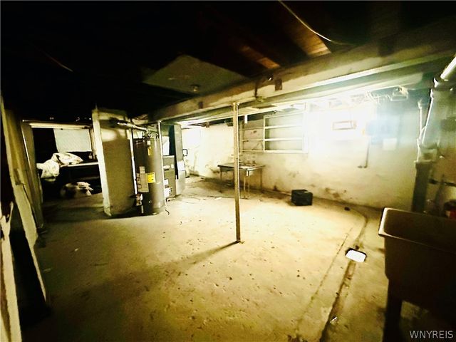 1146 Ashland Avenue, Niagara Falls, NY 14301