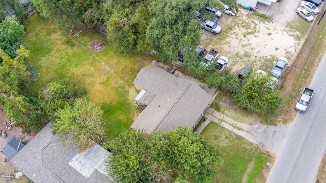 130 Airway Drive, Houston, TX 77037