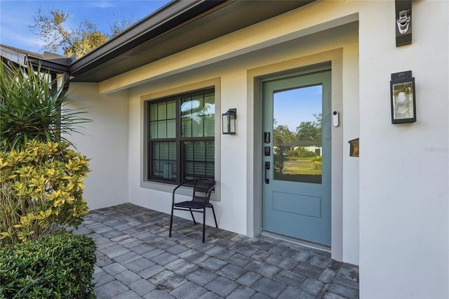 845 SNELL ISLE BOULEVARD NE, St Petersburg, FL 33704