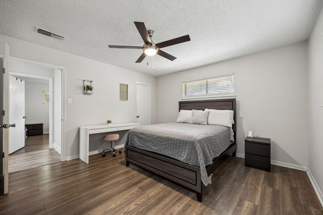 1047 Westlake Drive, Desoto, TX 75115