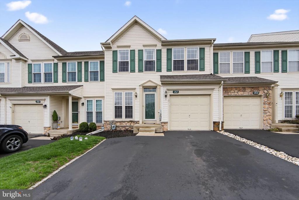 162 ROYER DR, Collegeville, PA 19426