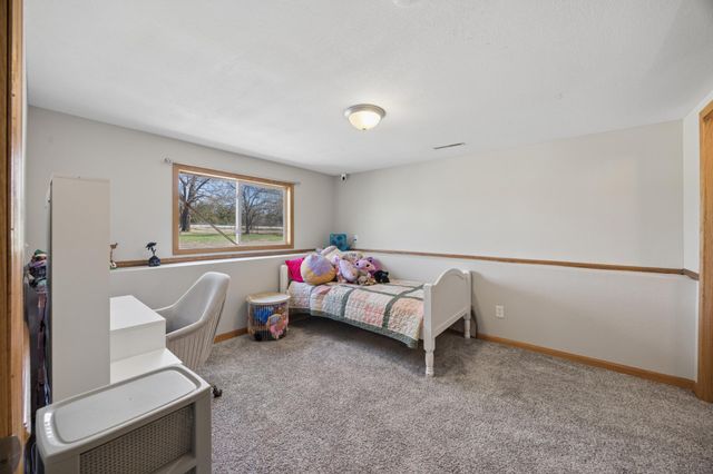 4225 124th Avenue, Clear Lake, MN 55319