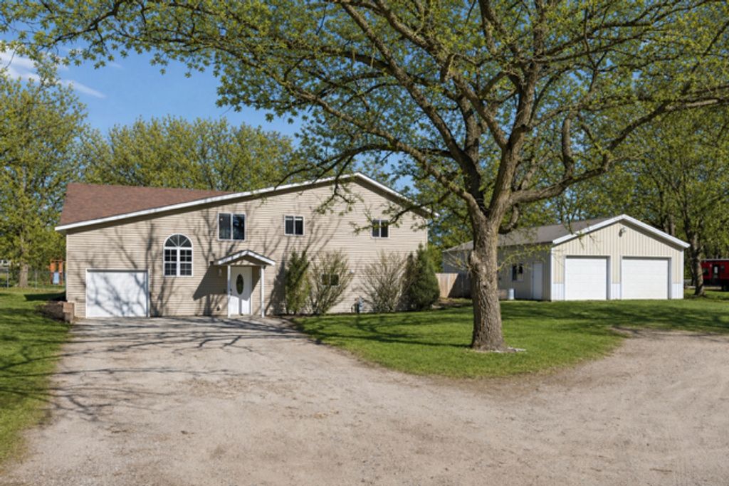 4225 124th Avenue, Clear Lake, MN 55319