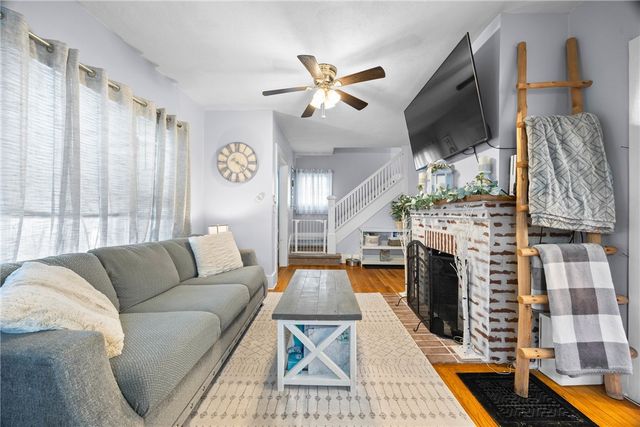 17 North Park, Auburn, NY 13021