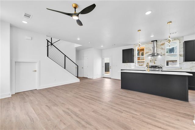 2610 W Bonnie Lane, Rogers, AR 72758