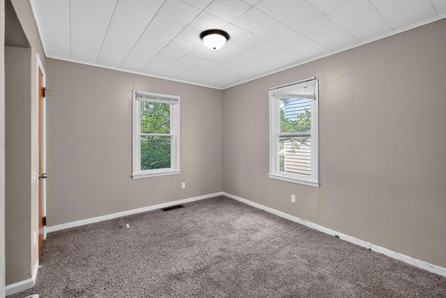 2945 Azelda Street, Columbus, OH 43224