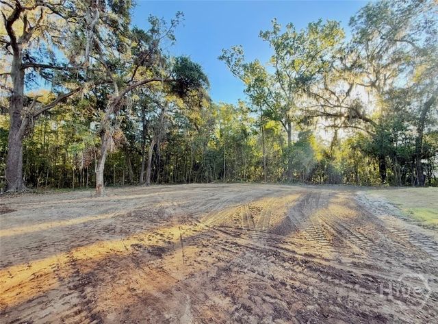 169 Bluejay Drive, Midway, GA 31320