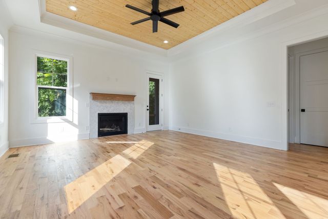 411 Achievement Dr, Nashville, TN 37209