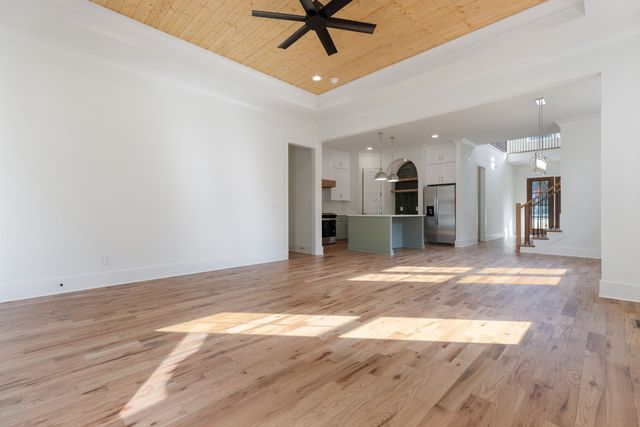 411 Achievement Dr, Nashville, TN 37209