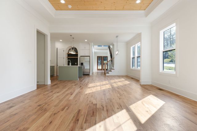 411 Achievement Dr, Nashville, TN 37209