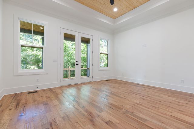 411 Achievement Dr, Nashville, TN 37209