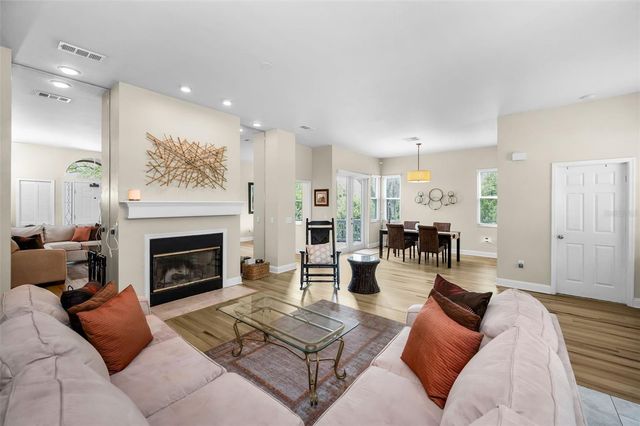 2997 EAGLE ESTATES CIRCLE E, Clearwater, FL 33761