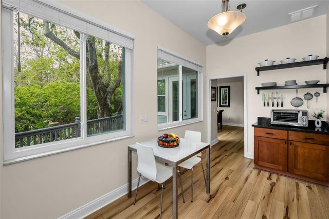 2997 EAGLE ESTATES CIRCLE E, Clearwater, FL 33761