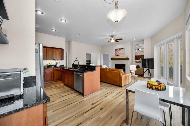 2997 EAGLE ESTATES CIRCLE E, Clearwater, FL 33761