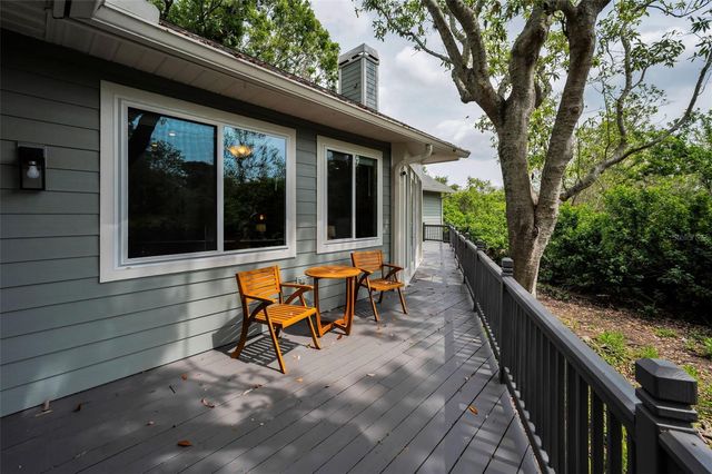 2997 EAGLE ESTATES CIRCLE E, Clearwater, FL 33761