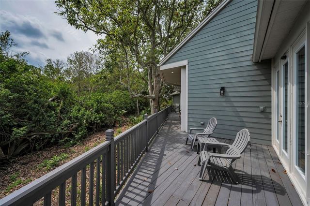 2997 EAGLE ESTATES CIRCLE E, Clearwater, FL 33761