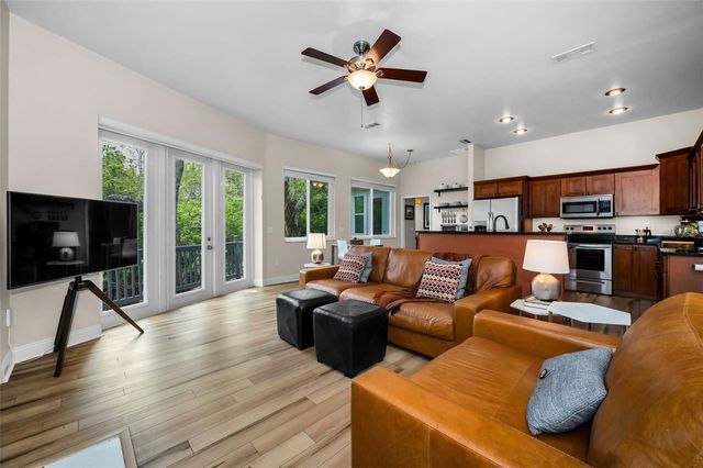 2997 EAGLE ESTATES CIRCLE E, Clearwater, FL 33761