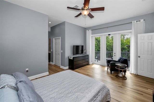 2997 EAGLE ESTATES CIRCLE E, Clearwater, FL 33761