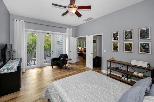 2997 EAGLE ESTATES CIRCLE E, Clearwater, FL 33761