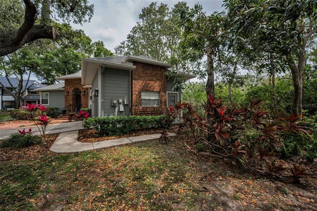 2997 EAGLE ESTATES CIRCLE E, Clearwater, FL 33761